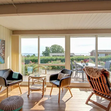 Reinhold - 200m From The Sea In Djursland And Mols By Interhome בית נופש