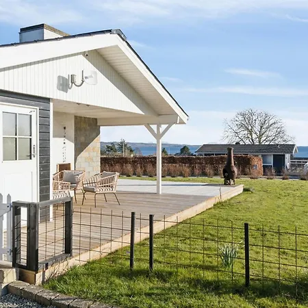Reinhold - 200m From The Sea In Djursland And Mols By Interhome Rønde