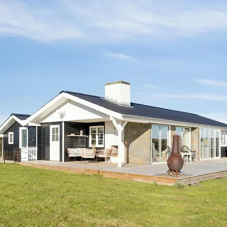 Reinhold - 200m From The Sea In Djursland And Mols By Interhome בית נופש